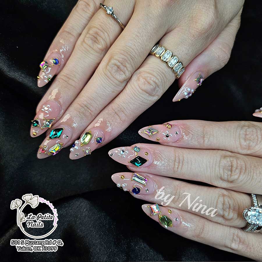 Trending July Nail Ideas